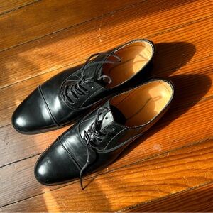 Banana Republic Black Leather Oxfords